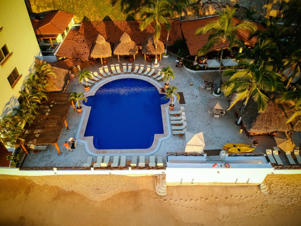 costa sur pool1