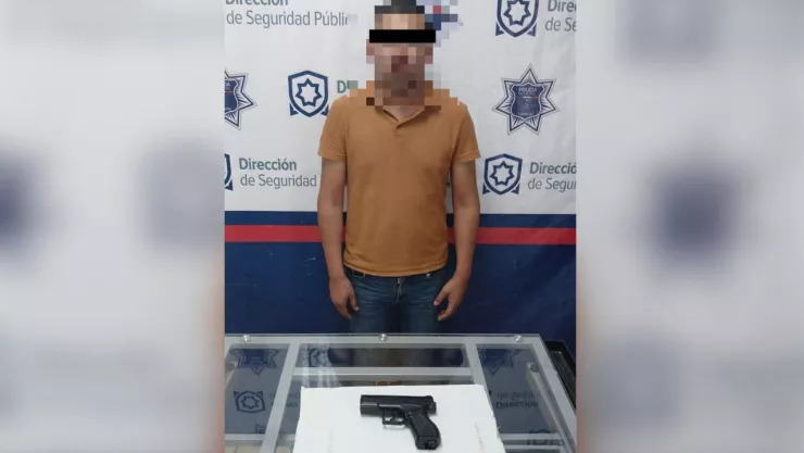 Torreón Detienen a hombre por amenazar en autolavado con réplica de arma.jpg