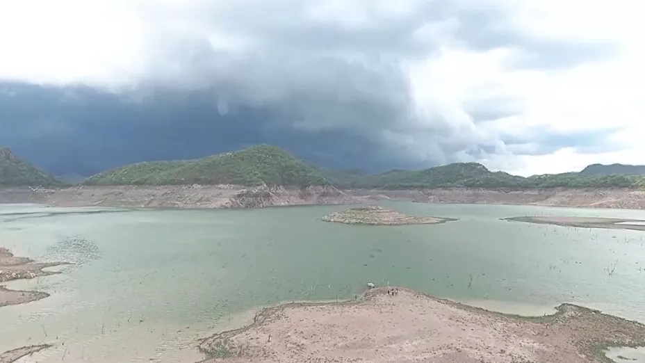 Presas en Sinaloa casi secas