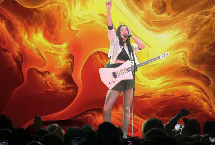 ST VINCENT cautivó a Guadalajara con un show inolvidable