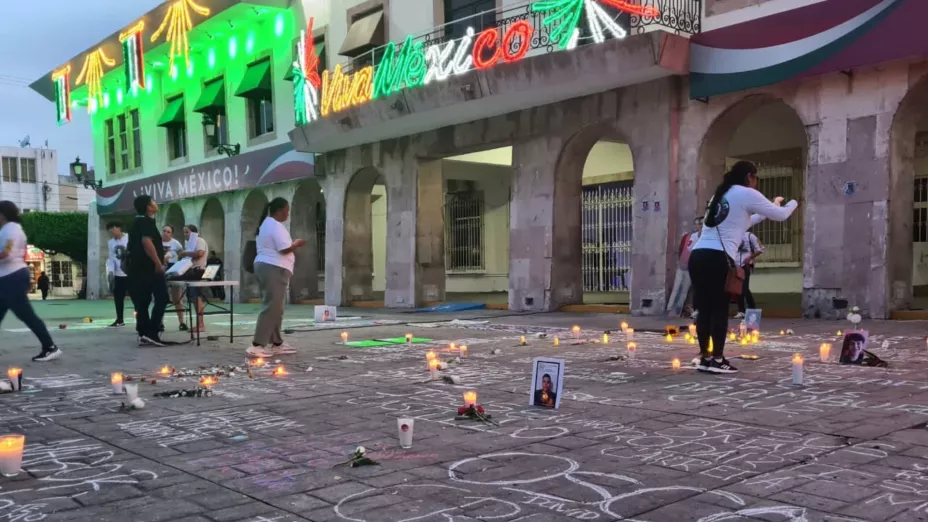 Honran a desaparecidos en Mazatlán