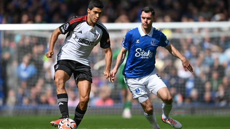 Raúl Jiménez con el Fulham en Premier League
