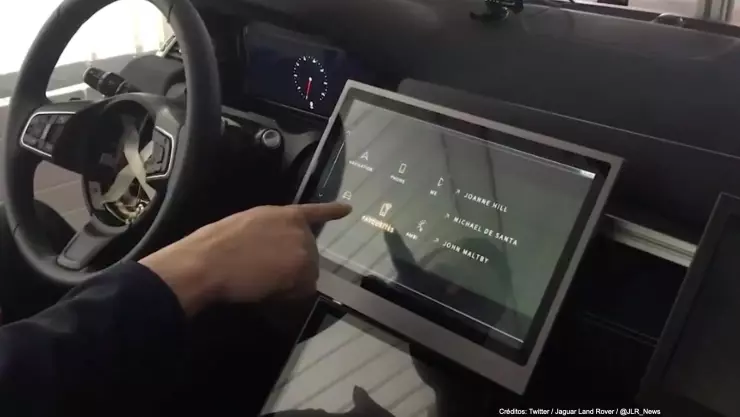 pantalla táctil carro covid-19.jpg