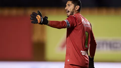 Jesús Corona no fue convocado para jugar con el Cruz Azul