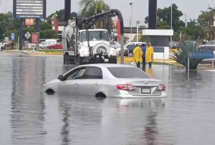 ÚLTIMO MINUTO_ Lista de las calles más inundadas por las lluvias en Mérida hoy