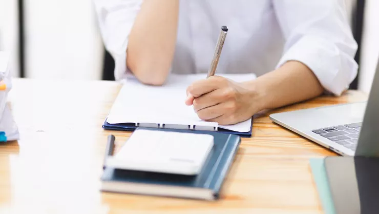 Vacante de trabajo en Pe&ntilde;afiel