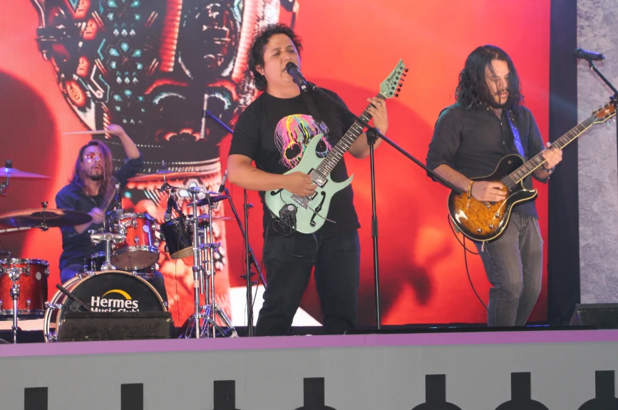 Grupo Nautlán tocó grandes clásicos del rock