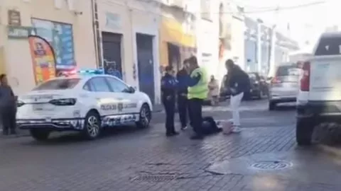 Accidente deja caos entre la 24 Oriente y 2 Norte en Puebla hoy: conductor resultó herido