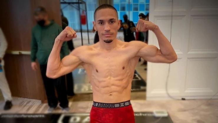 Gallo Estrada vs Chocolatito González pesaje