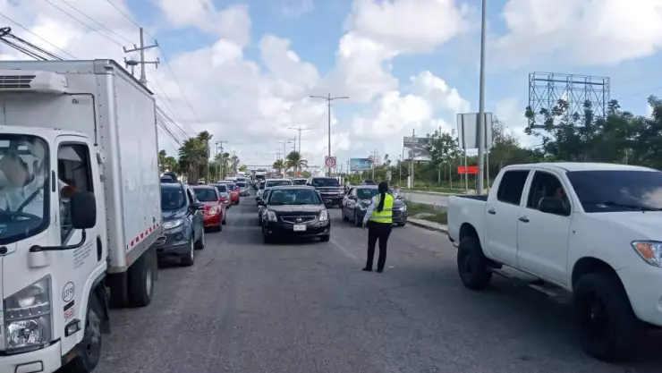 Tráfico en Cancún hoy 10 de mayo: Cambios en la circulación en “El Trébol”
