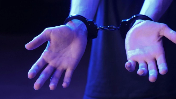 Detienen a sospechosos de un apuñalamiento en secundaria EEUU