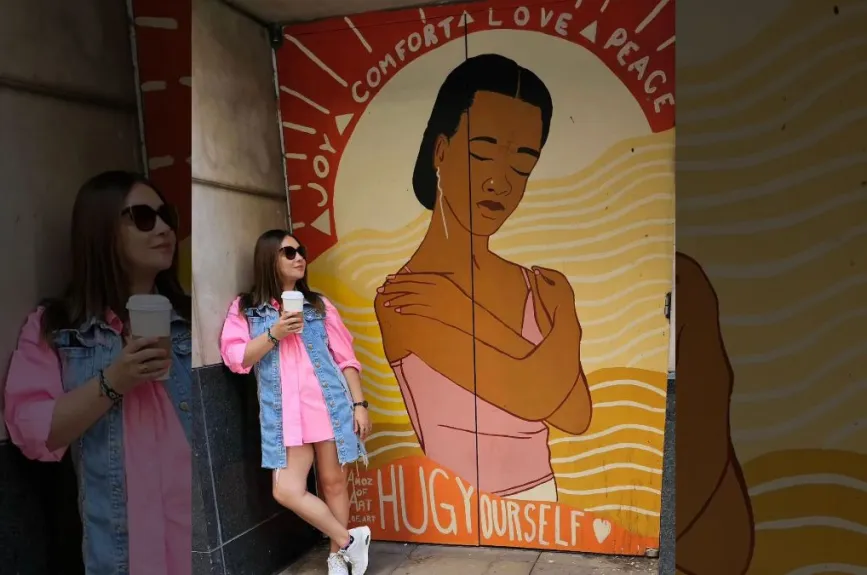 Daniela pose.jpg