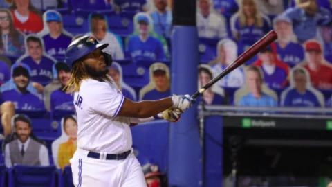 Vladimir Guerrero Jr. pega 3 jonrones