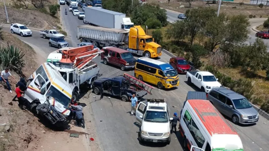 Accidente Bulevar 2000 hoy 2 de mayo de 2025