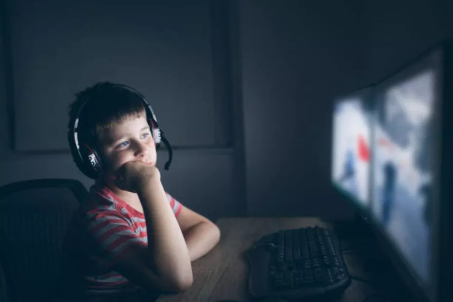 Acosadores en internet.jpg