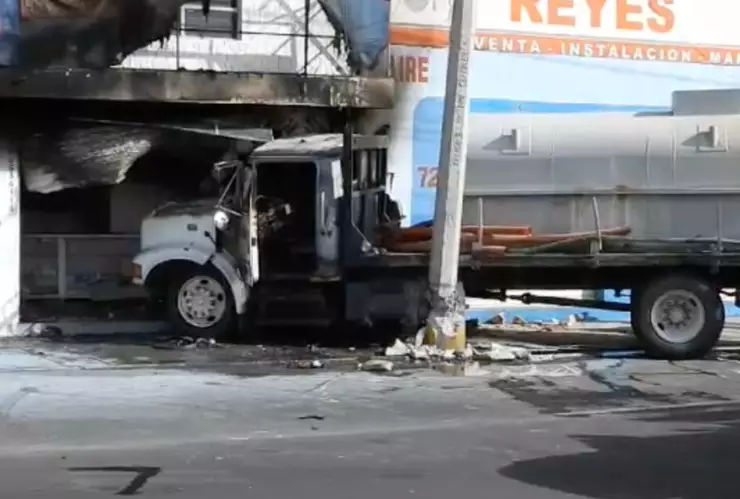 Accidente en Aguascalientes ¿Qué está pasando en Avenida Aguascalientes poniente hoy 12 de enero y porqué hay tanto tráfico