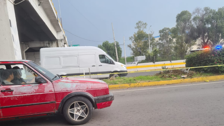 Localizan persona sin v1da carretera Cuota a Celaya hoy lunes 29 de junio