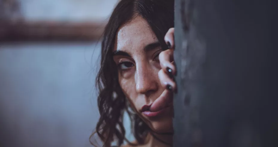 ¿Cuáles signos del zodiaco nunca muestran sus sentimientos?.jpg