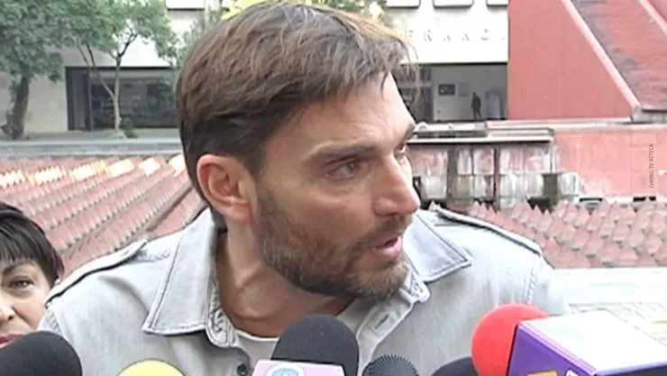 Esta es la nueva polémica que no deja dormir a Julián Gil.