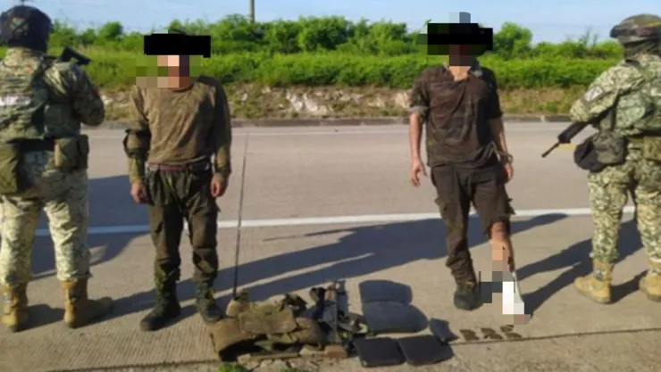 Hombres armados detenidos tras persecución en Escuinapa