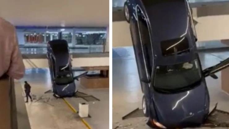 conductor auto plaza comercial Metepec