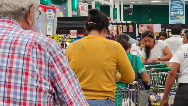 se desatan las compras de panico en supermercados por huracan milton