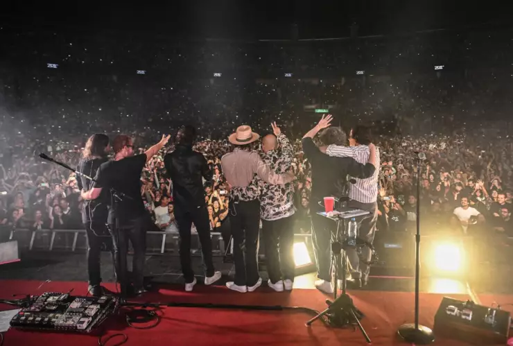 Zoe dedica concierto a hermanas Sofía y Esmeralda