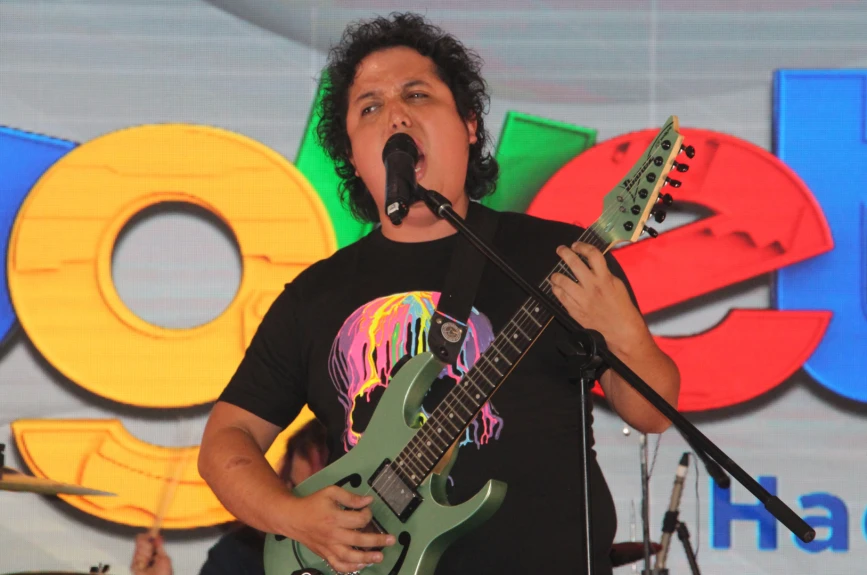 Grupo Nautlán tocó grandes clásicos del rock