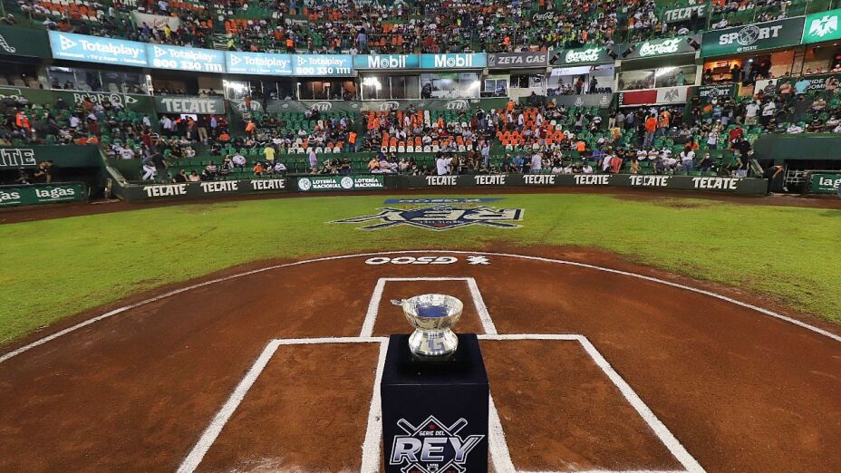 Leones vs Toros Juego 3 Serie del REY