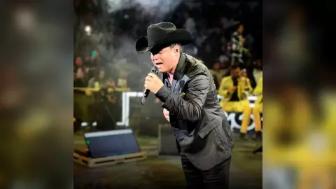 Secuestran a Alfredo Olivas.