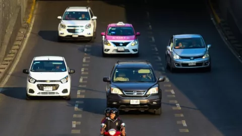 Hoy no circula sabatino 19 abril 2025 Cdmx y Edomex