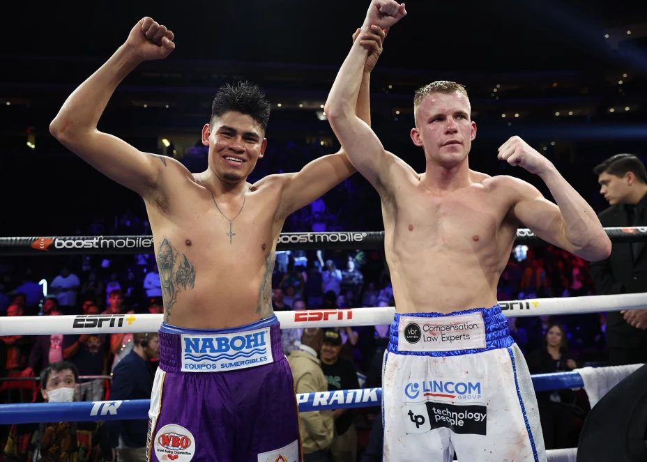 Emanuel Vaquero Navarrete vence a Liam Wilson pelea TOP RANK