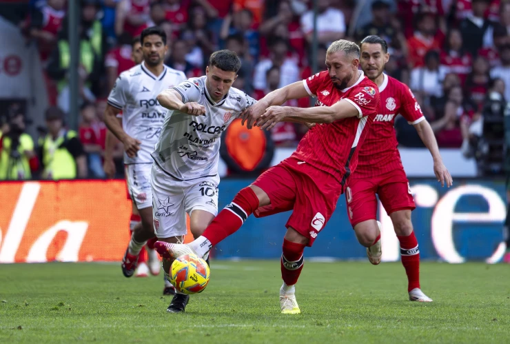 Diablos Rojos del Toluca Alexis Vega Necaxa