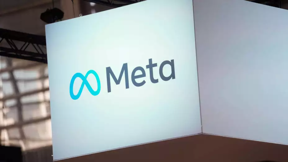 Logo de Meta en la feria Vivatech en París, Francia.