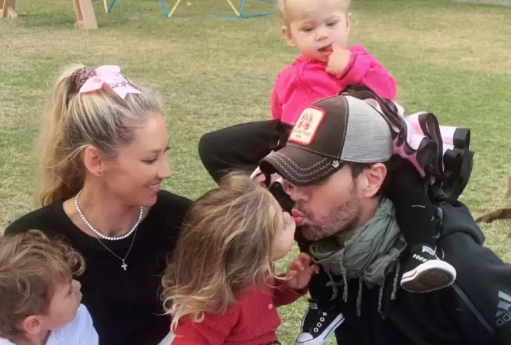 Esta es la foto que Anna Kournikova publicó en Instagram por el Día del Padre