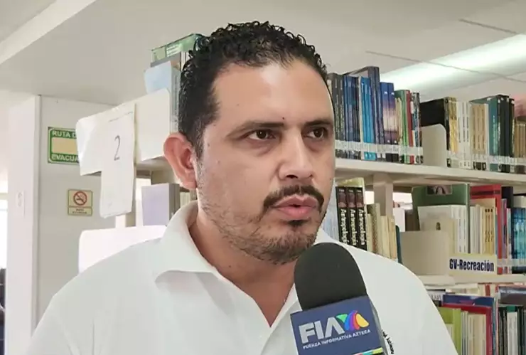Arnulfo, bibliotecario de Sinaloa