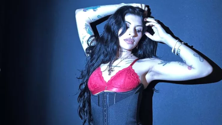 Publican imágenes de Cazzu en una plataforma de contenido para adultos