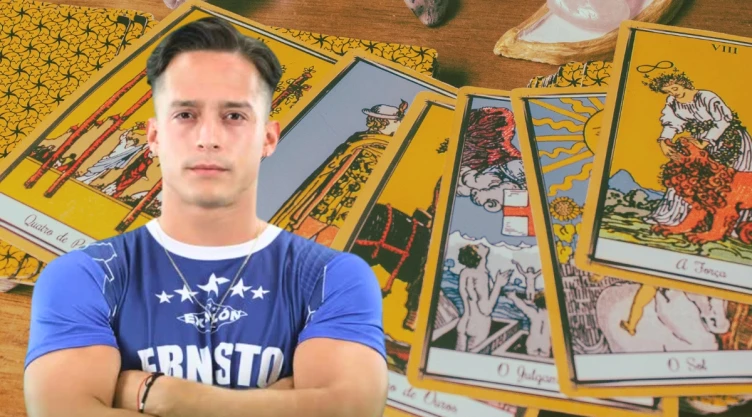 ernesto-cazares-tarot-01.jpg