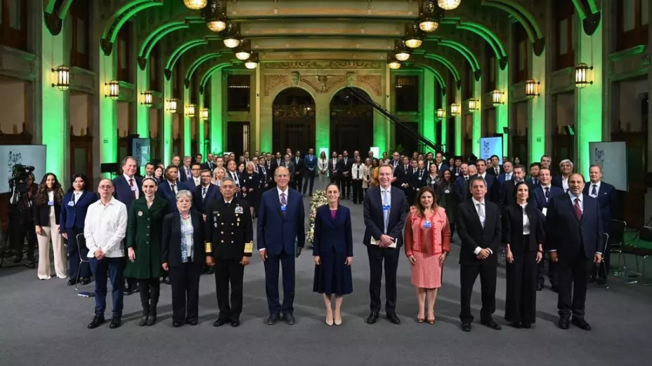 Sheinbaum Foro 8 octubre 2025.jpeg