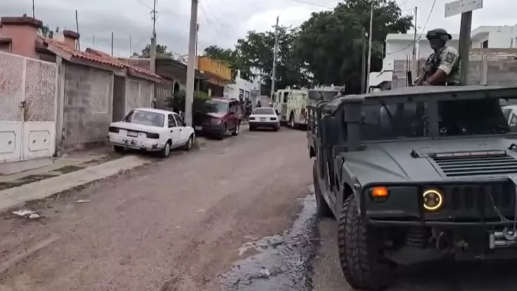 Incendian casa en Villa Bonita, Culiacán