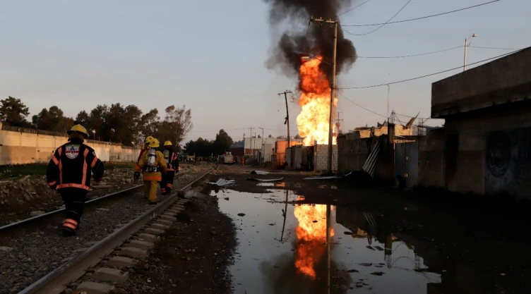 explosion puebla toma clandestina.jpg