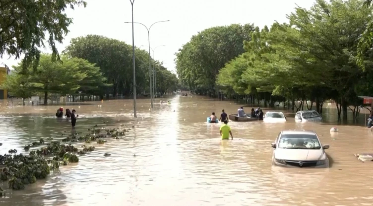 emergencia malasia inundaciones