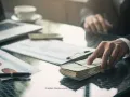 Dinero escritorio.jpg