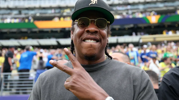 OFICIAL Y CONFIRMADO JayZ será el artista del Medio Tiempo del Super Bowl 2027, ¿cuál podría ser su setlist y posibles invitados.png