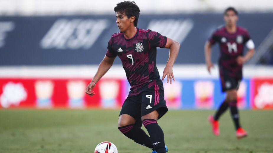 J. J. Macías