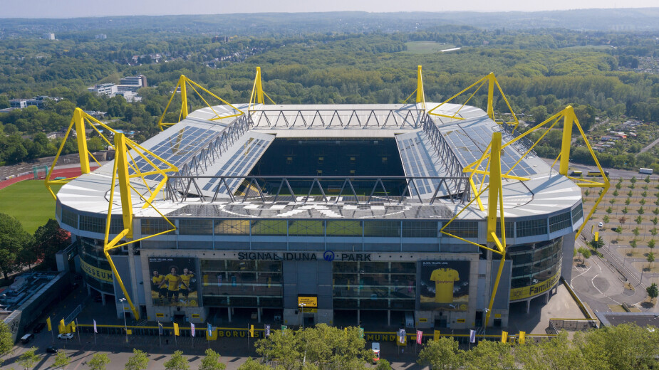 El Signal Iduna Park regresa a la actividad