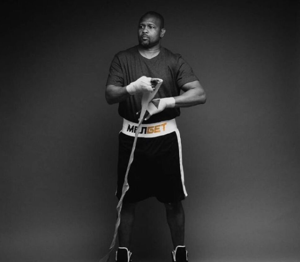 Roy Jones Jr. pelea el 28 de noviembre a las 11:00 P.M. TV Azteca