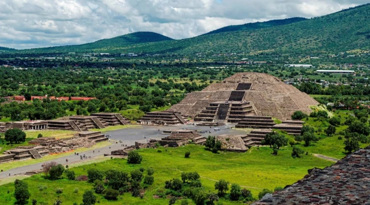 cierra-zona-arqueologica-teotihuacan-que-paso-cuantos-heridos-hay-y-que-se-sabe-la-balacera