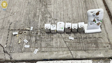 Parte del botín que robaron de una casa de empeño sobre Av. Tláhuac