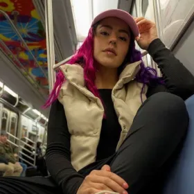 Él es el papá del bebé que espera Lesslie Polinesia